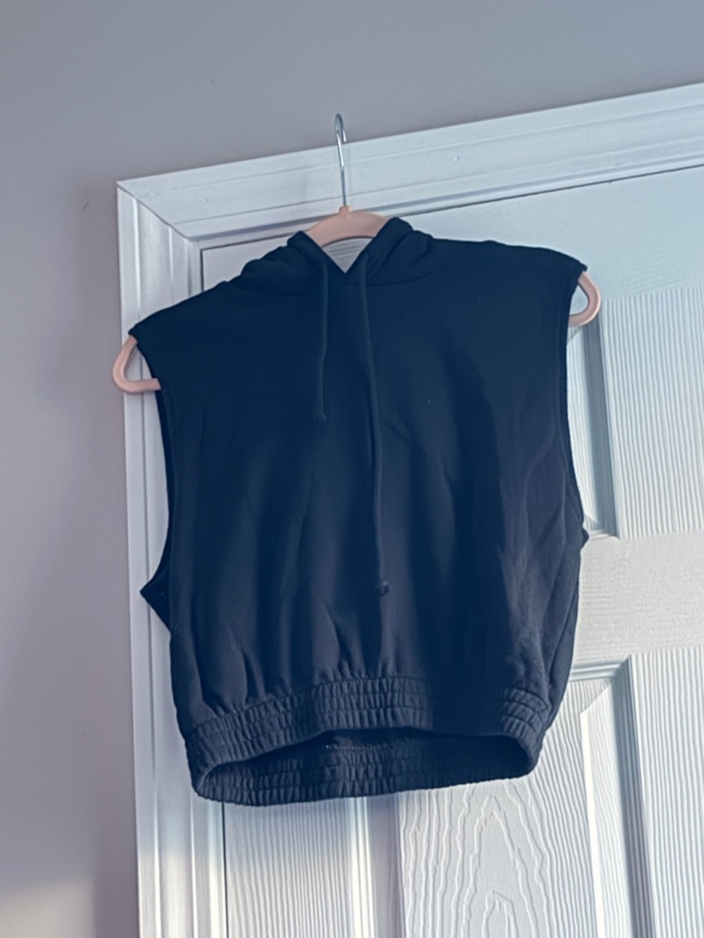 aerie Black Sleeveless Hooded Crop Sweatshirt